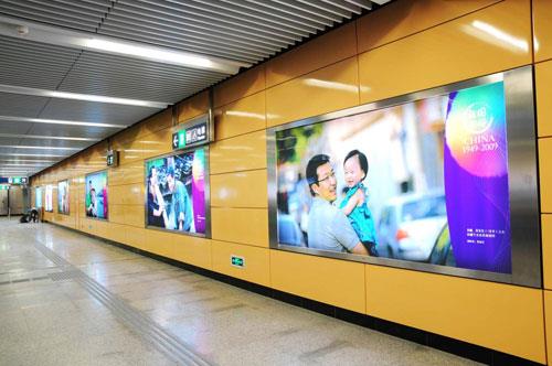 深圳高清寫真燈箱片、LED燈片、燈光片、室內(nèi)戶外寫真軟膜